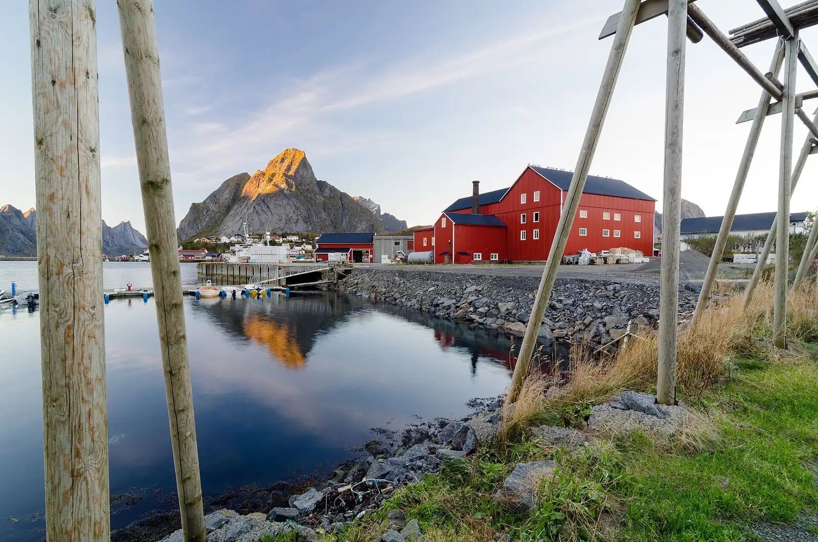 Reine village and jagged peaks in the Lofoten Islands, Norway